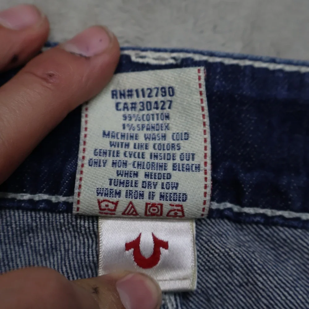 True Religion Jeans Womens 26x35 Dark Wash Low Rise Skinny USA Made Y2K VTG